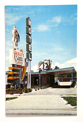 Thrift Courts of America Motel, Frontal View